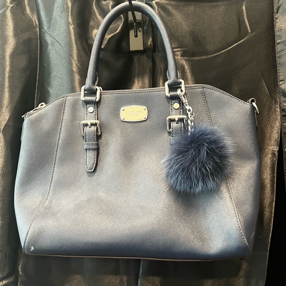 Like NEW navy blue Michael Kors Ciara Bag.